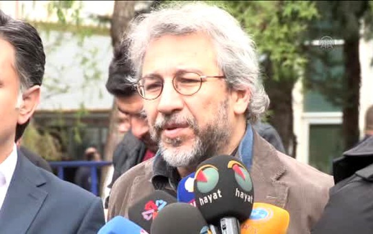 Jinha Muhabiri Canözer'in Yargılanması - Can Dündar