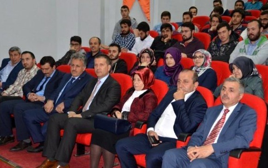 Nkü'de Felsefe Söyleşileri