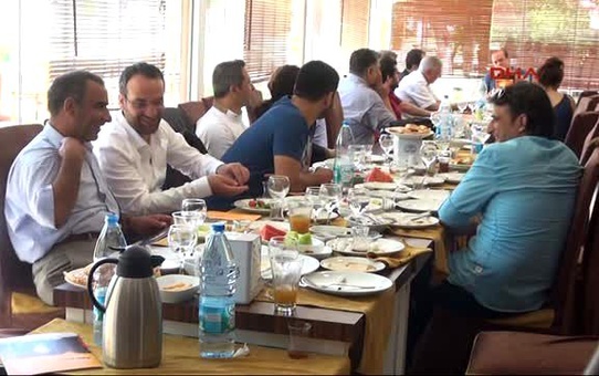 Diyarbakır D.ü Hastanesi Başhekimi Alan;'rektör Olursam Üniversitedeki Paralel Yapıyı Tasfiye...