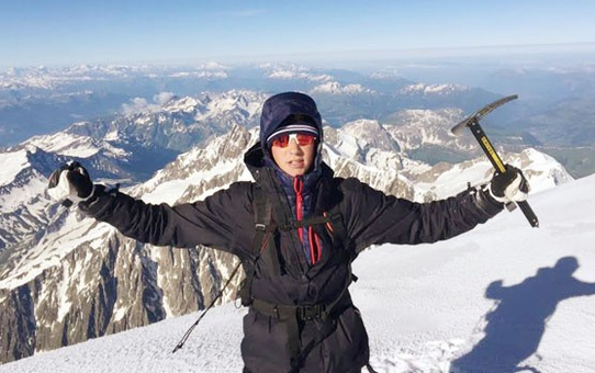4810 Metre Yüksekliğindeki Mont Blanc'a Tırmandı