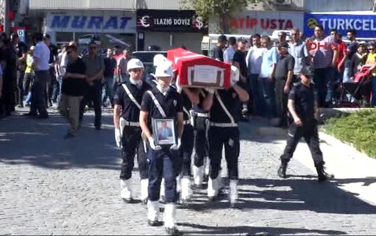 Elazığ Kazada Ölen Bürokrat Toprağa Verildi