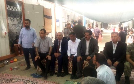 Vali Toprak ve Eşinden Mabek'e Bayram Ziyareti
