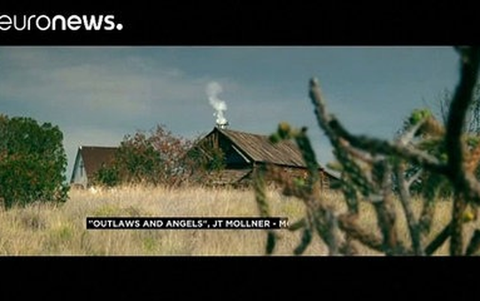 Clint Eastwood'un Kızı Babasının İzinde: 'Outlaws And Angels'