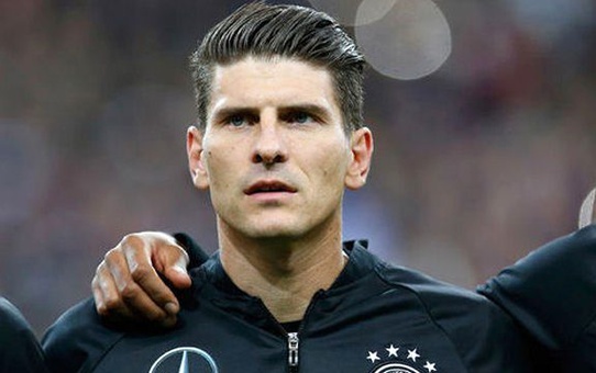 Fiorentina, Mario Gomez'i Barcelona'ya Önerdi