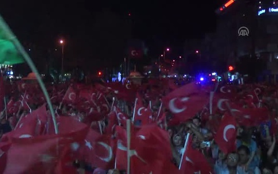 Fetö'nün Darbe Girişimine Tepkiler