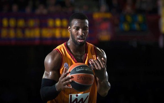 Galatasaray'ın Eski Yıldızı Patric Young, Irkçı Saldırıya Uğradı