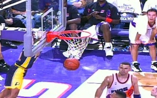Indiana Pacers'ın Keskinşutörü Reggie Miller'ın Kariyeri!