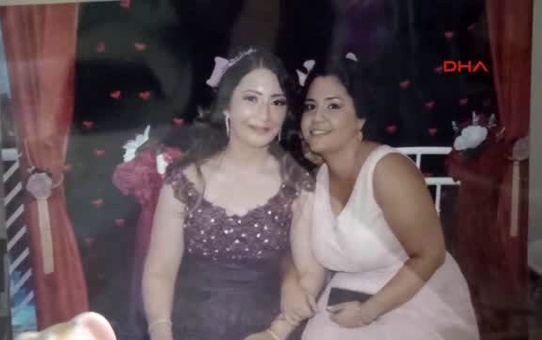 İzmir Annesinin Hayaliydi Ama Kızı Onun Saçlarını Tarıyor