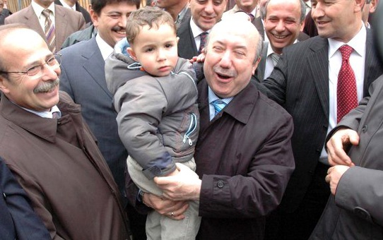 Kemal Unakıtan Kimdir?