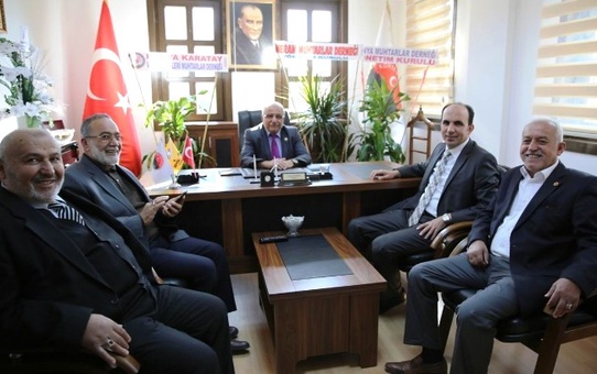 Başkan Altay, Muhtarlar Derneğini Ziyaret Etti
