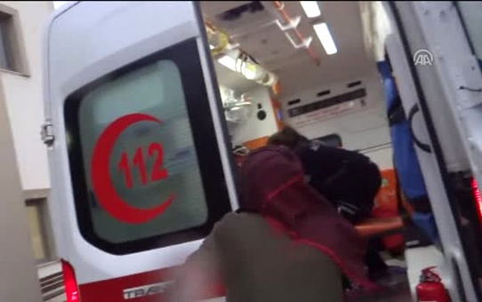 Trafik Kazası: 1 Ölü 2 Yaralı