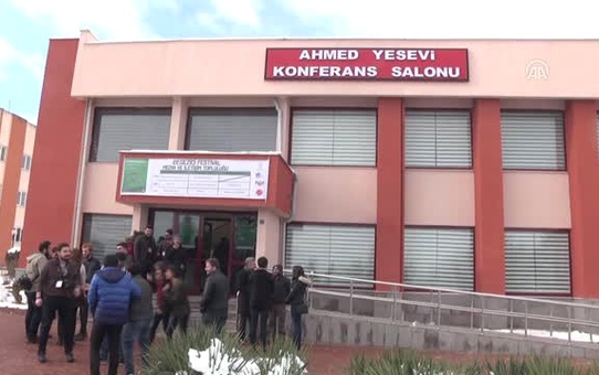 Gezici Festival 'Osmanlıdan Manzaralar 2' Izleyiciyle Buluştu