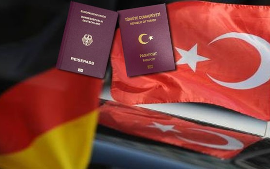 Cdu'dan Çifte Vatandaşlıkta Geri Adım