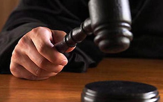 Emekli Tümamiral ve Albaylara Toplamda Bin 500 Lira Manevi Tazminat