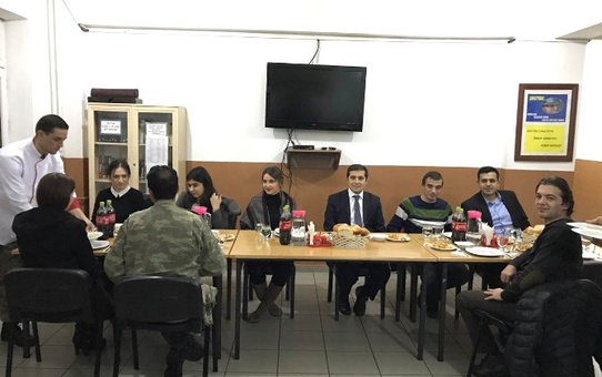 Tutak'ta Emekliye Ayrılacak Koruculara Veda Yemeği