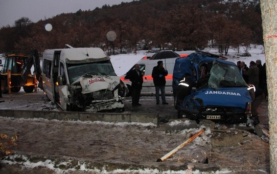 Çorum'daki Trafik Kazasında Ölü Sayısı 3'e Yükseldi