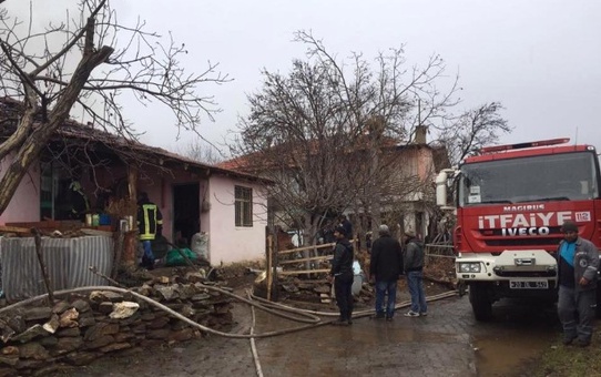 Denizli'de Ev Yangınında Bir Kişi Hayatını Kaybetti