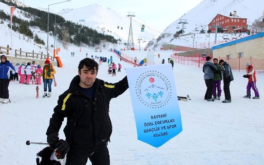 Özel Sporcular Türkiye Kayak Şampiyonası