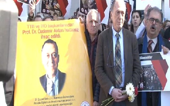 Khk ile İhraç Edilen Prof. Dr. Aktan'a Uğurlama