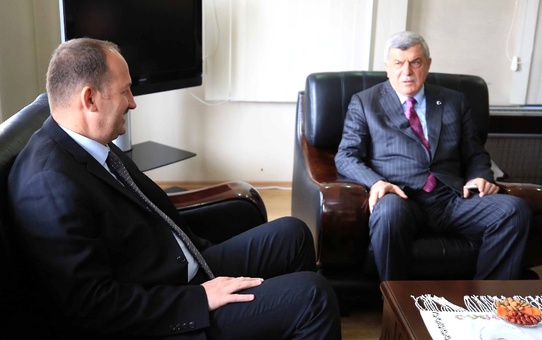 Başkan Karaosmanoğlu'ndan, Başiskele Kaymakamı'na Ziyaret