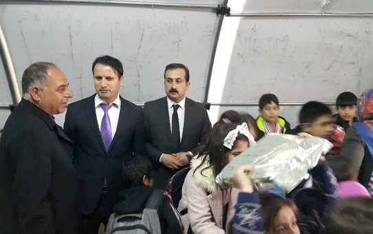 Öğrenciler Kendi Yaptıkları Ürünleri Satarak Depremzedelere Kırtasiye Aldı