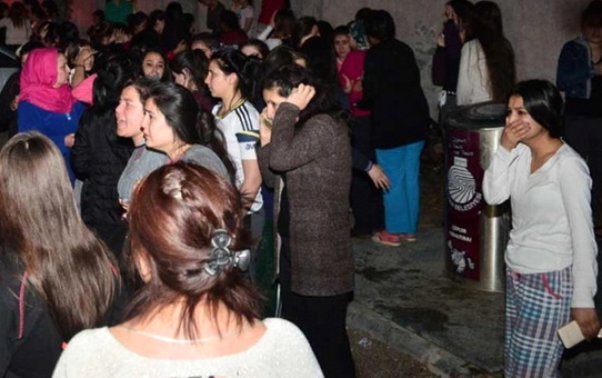 Kız Öğrenci Yurdunda Yangın Paniği (3)