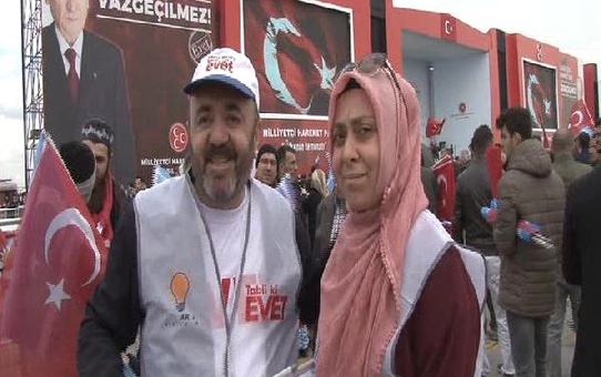 MHP Mitingine AK Parti Seçmeni de Destek Verdi