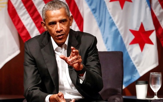 Obama Görevi Devrettikten Sonra İlk Kez Kamuoyu Önüne Çıktı