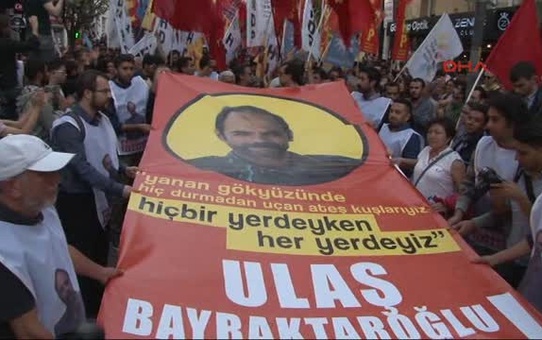 Kadıköy'de Ulaş Bayraktaroğlu İçin Anma Düzenlendi