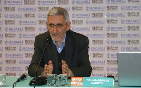 Kocaeli Kitap Fuarında Söyleşi Rüzgarı Sürüyor