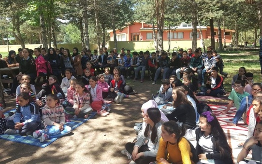 Tokat'ta, 'Okullu Okulsuz Okuyoruz Yazıyoruz' Projesi