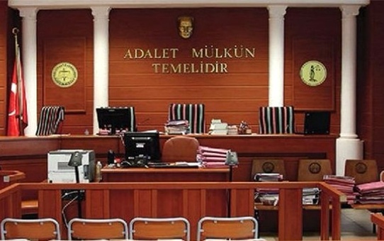 Darbeyi Kimin Yaptığı Konusunda Kafası Karışıkmış