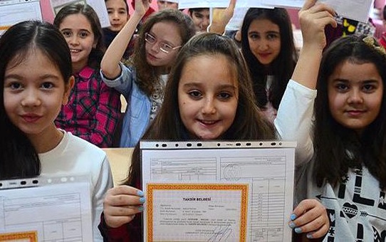 Okullarda Karne Heyecanı