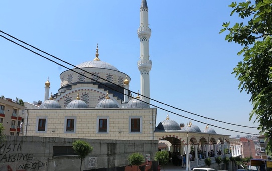 Güzeltepe Camii İbadete Açıldı