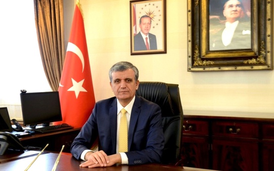Vali Özefe'nin Veda ve Bayram Mesajı