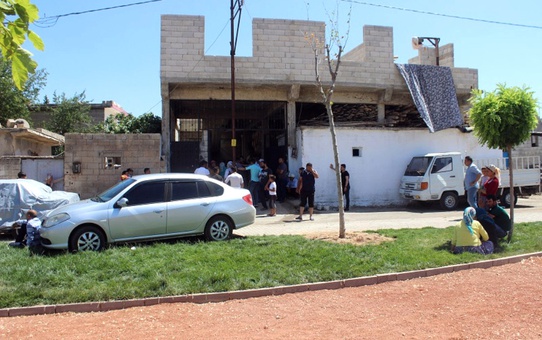 Barışmayan Eşini Tüfekle Öldürdü