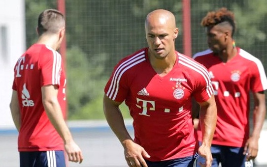 Geçtiğimiz Günlerde Bayern Münih'le Antrenmana Çıkan Erdal Kılıçaslan, Futbolu Bıraktı