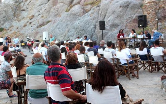 Bozcaada'da Homeros Okuma Günü Yapıldı