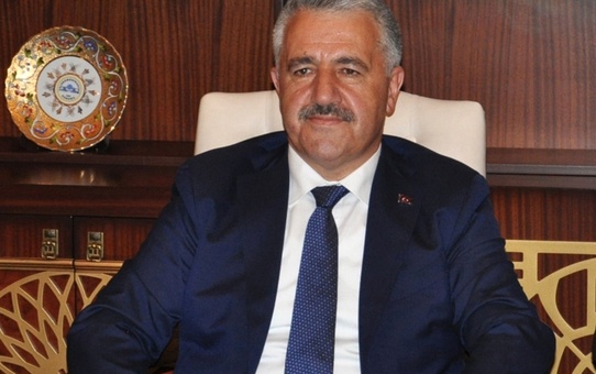 Velileri O Bilgisayar Oyunlarıyla İlgili Uyardı