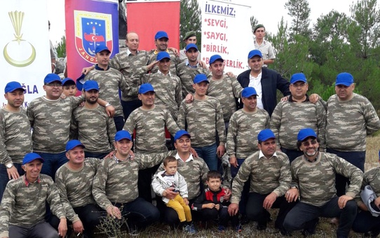 25 Arkadaş 20 Sene Sonra Tekrar Askerlik Yaptı