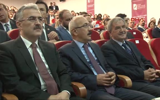 İzmir Kalkınma Bakanı'ndan Rektörlere Öneri