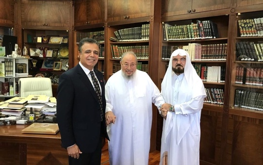 Dünya Müslüman Alimler Birliği ile Uluslararası Üniversiteler Konseyi Arasında İşbirliği Anlaşması...