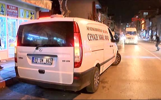 Afyonkarahisar Tavandan Kurtçuklar Düşünce Öldüğü Ortaya Çıktı