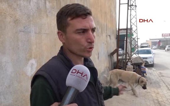 Konya Köpekler İçin Yaptıkları Kulübeyi, Komşusu Vinçle Yıktı
