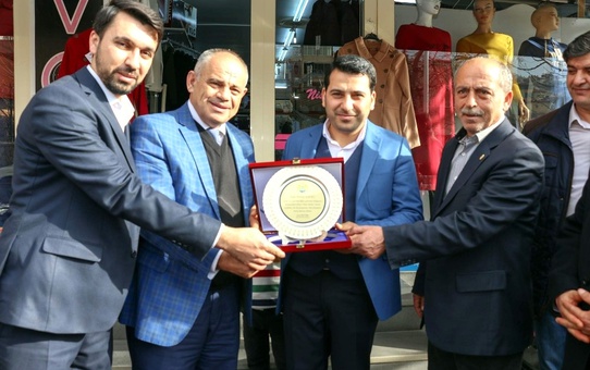Yahyalı Belediyesi'nden Altın İşletme Ödülü