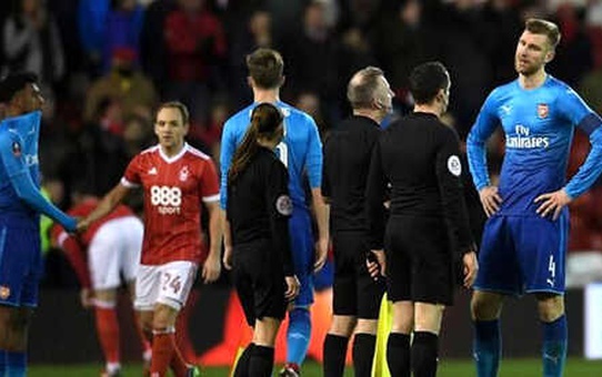 Nottingham Forest'e 4-2 Yenilen Arsenal, Federasyon Kupasından Elendi