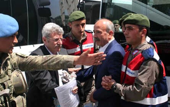 Fetö'den Tutuklu Eski Emniyet Müdürüne Mahkeme Başkanından Sert Uyarı