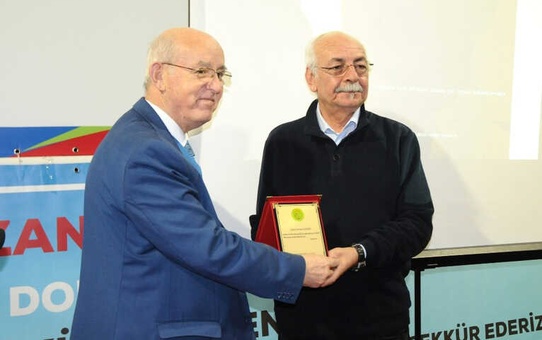 Gazeteci Yazar Dursun Özden, Nazım Hikmet'i Anlattı