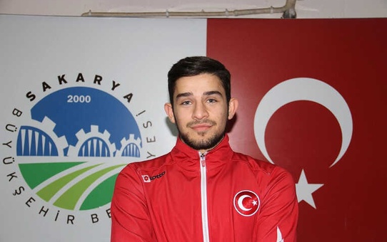 Büyükşehirli Karateciler Milli Takım'la Fransa'da