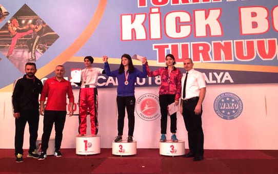 Ağrı'lı Kick Boksçulardan 6 Madalya